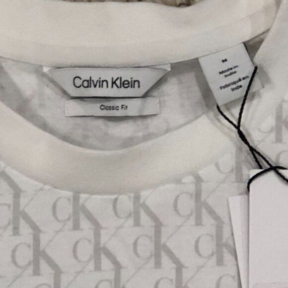 NWT Calvin Klein White Short Sleeve Classic Fit Cotton CK Tee Shirt Size Medium - Picture 6 of 6